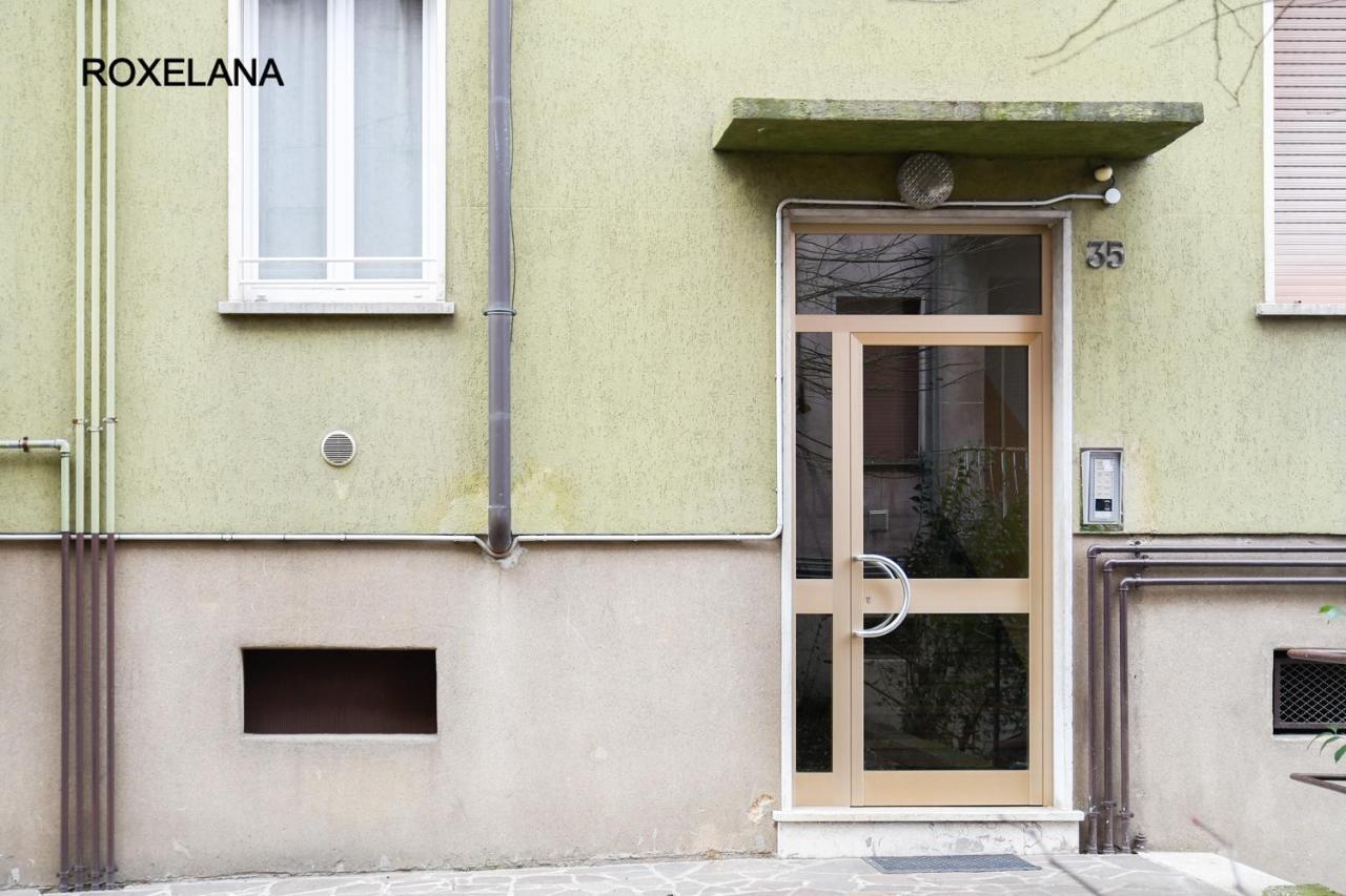 Confortabile Appartamento Con La Spa Bergamo Luaran gambar